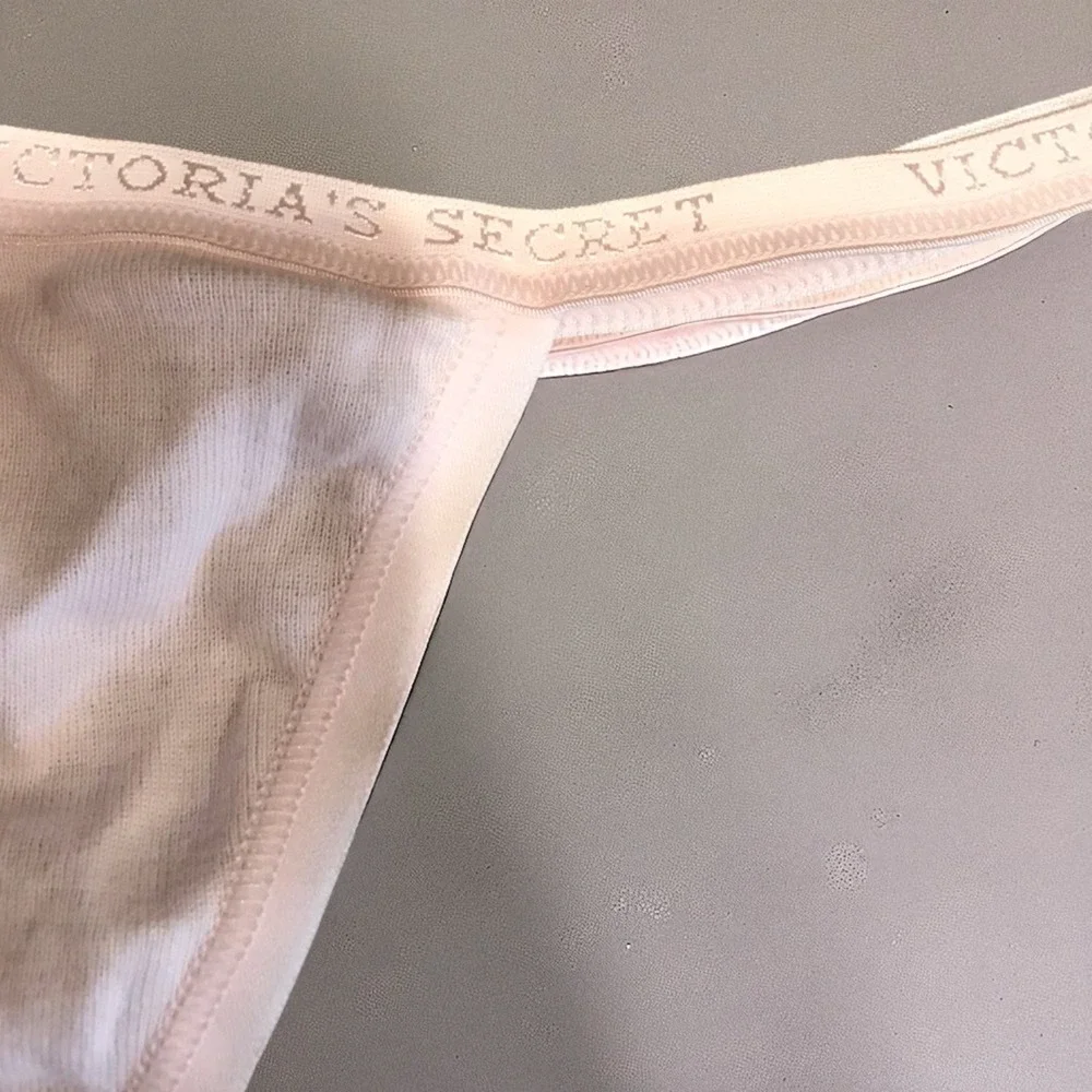NWT Victoria's Secret Vintage Signature Cotton Logo V  String Thin Band Thong LG
